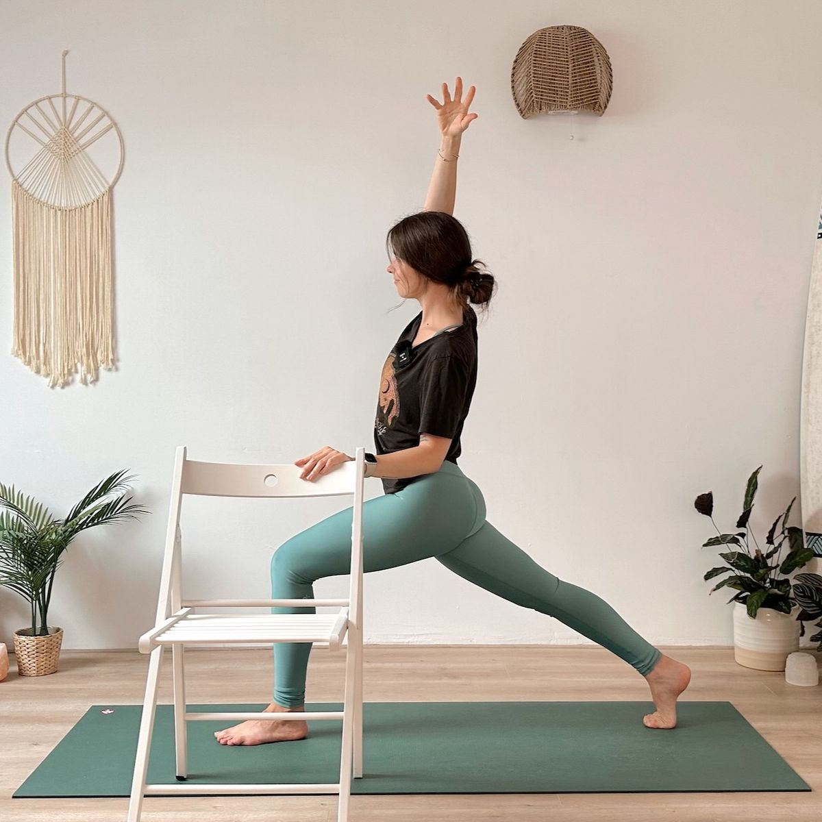 LIVE 30 MIN YOGA MIT STUHL || Gleichgewicht, Kraft, Beweglichkeit & Entspannung