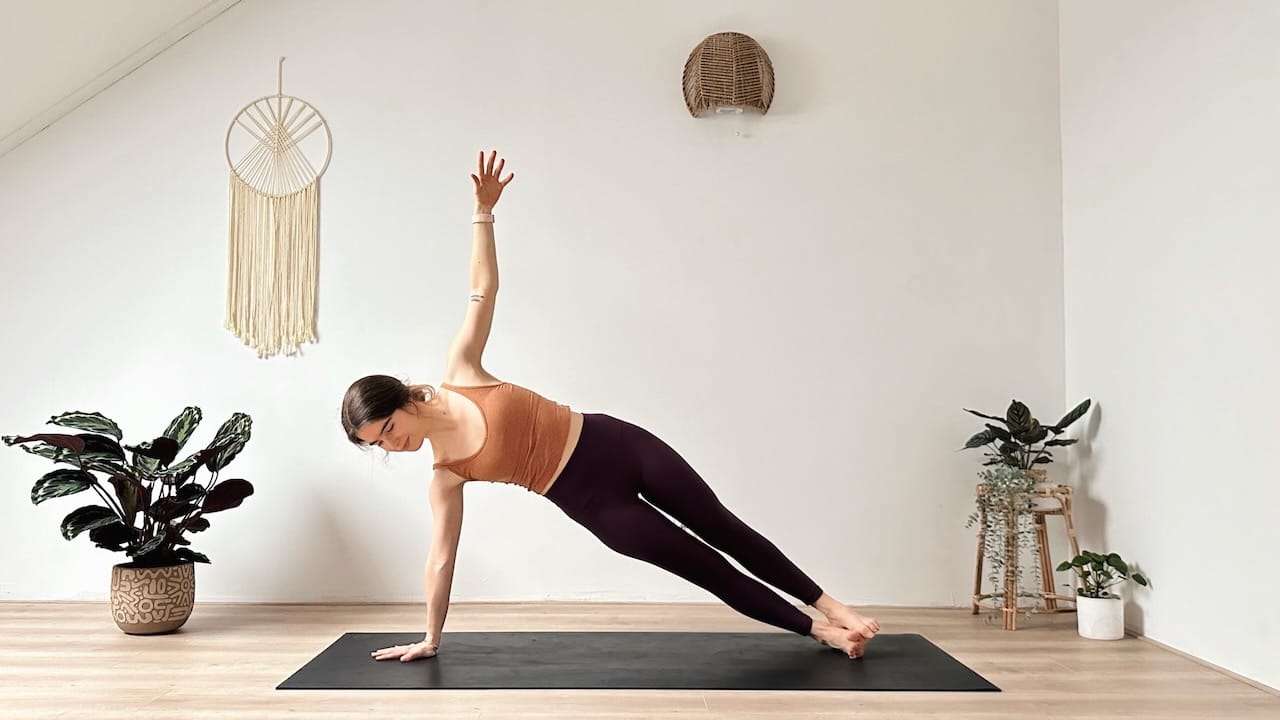 Align • Tag 22 🦋 10 MIN YOGA WORKOUT || Arme, Schultern & Core