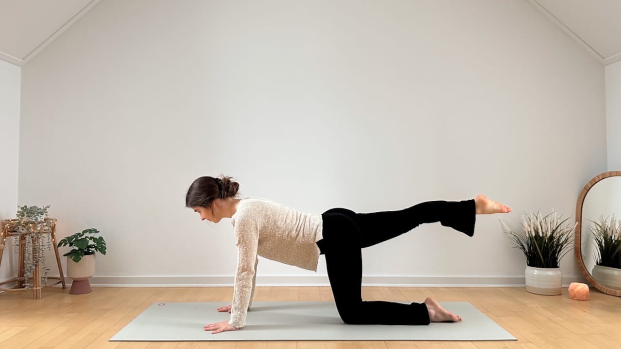 25 MIN MORGEN-YOGA || Yoga Flow für Energie & Gleichgewicht